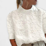 Anita - Blouse avec col montant brodé sobre