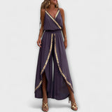 Angela - Jumpsuit Donatila à décolleté en V avec broderie et jambes ouvertes