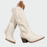 Bottes western élégantes et brodées