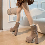Amália - Bottes urbaines avec personnalité et confiance en soi