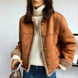 Rosália - Veste en fourrure avec boutons