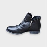 Wiebke | Cuir froncé avec fermeture éclair Bottines