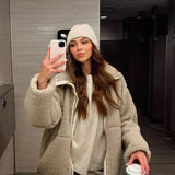 Colette | Veste teddy beige à fermeture éclair